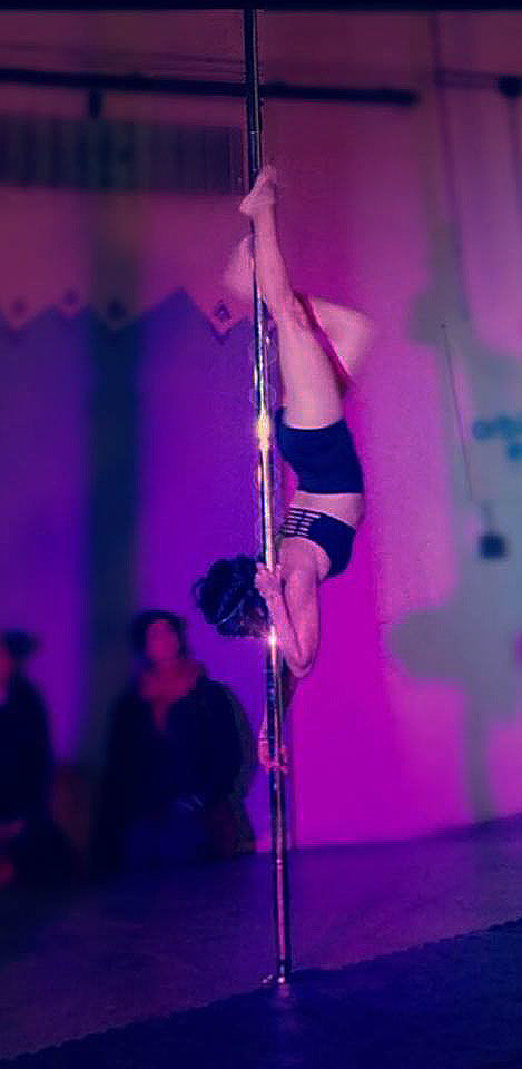 pole dance